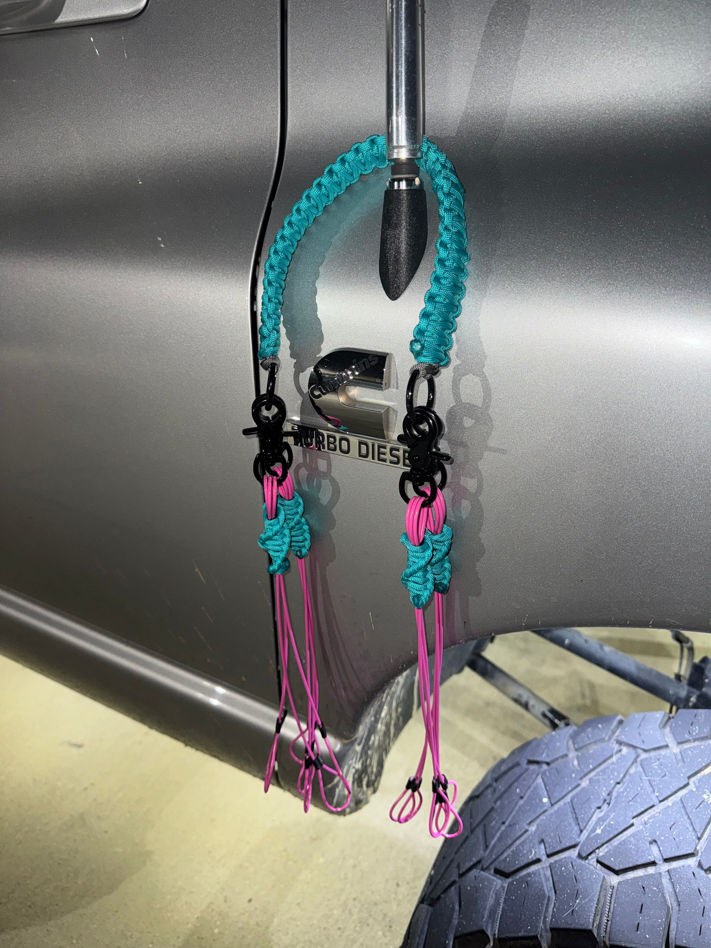 14” adjustable duck tote